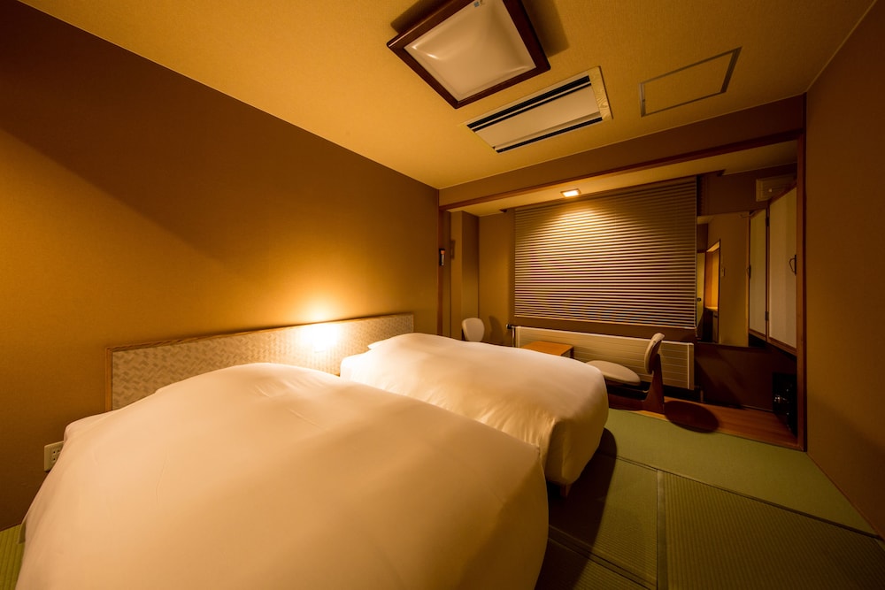 hatagoya jyozankei shoten hostel