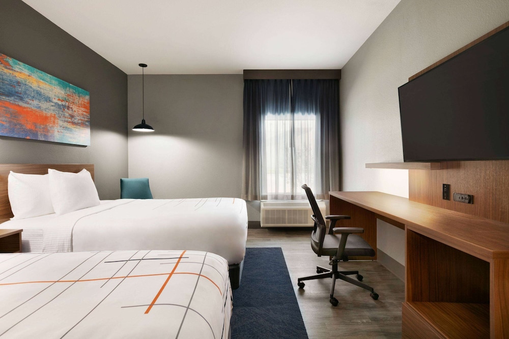 la quinta inn and suites by wyndham college station north