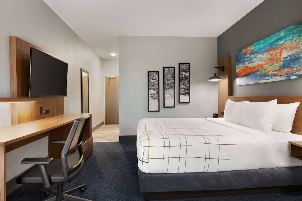 la quinta inn and suites by wyndham college station north