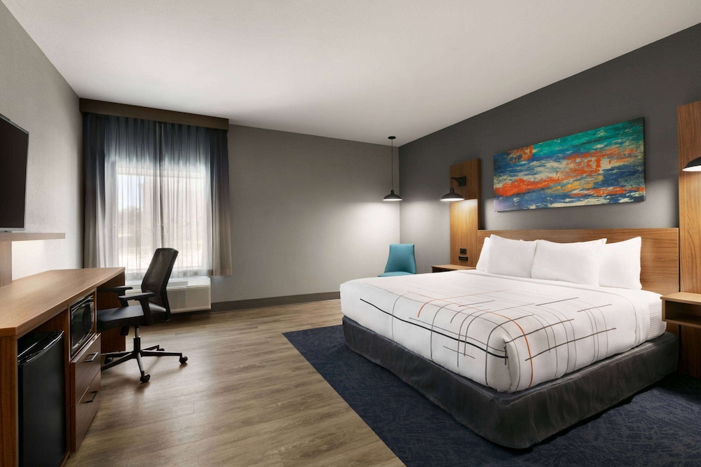 la quinta inn and suites by wyndham college station north