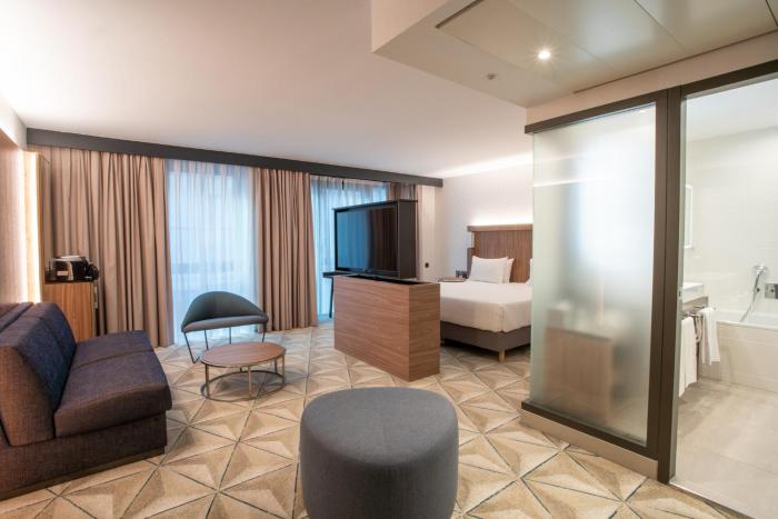 courtyard by marriott paris porte de versailles