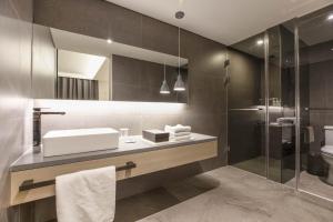 h hotel
