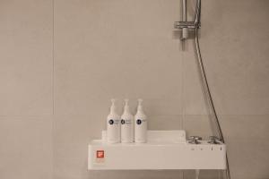 h hotel