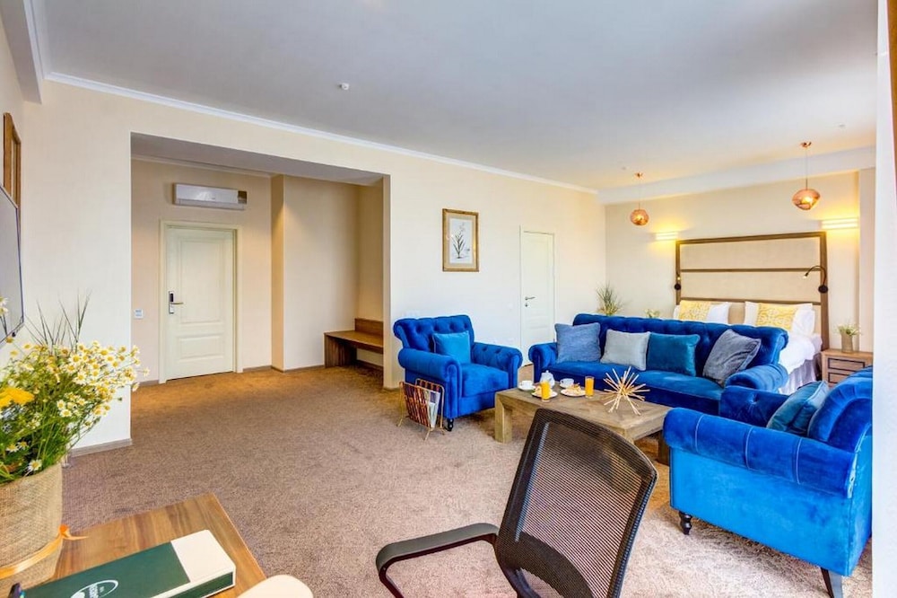 garden hotel and spa