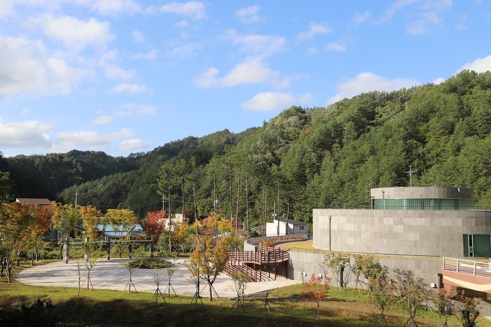 Geumgangsong Ecorium,Uljin>>Taebaek,3.5 star