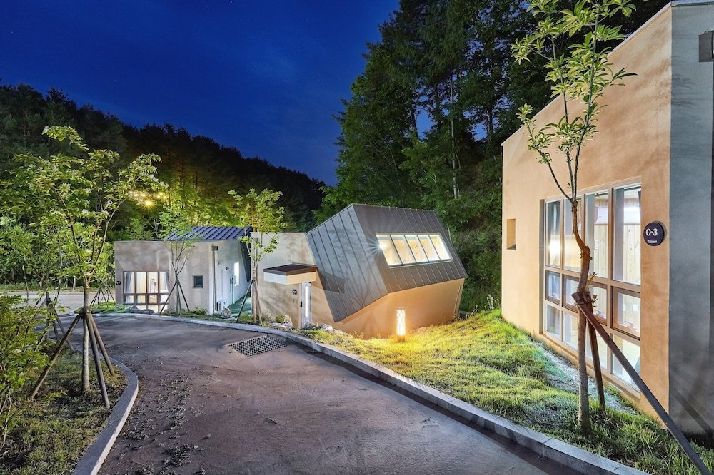 Geumgangsong Ecorium,Uljin>>Taebaek,3.5 star