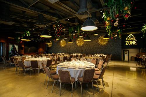 campus community a hotel