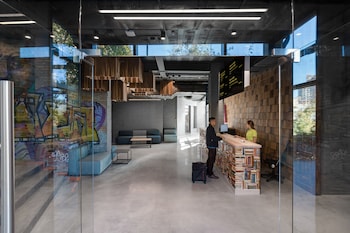 campus community a hotel