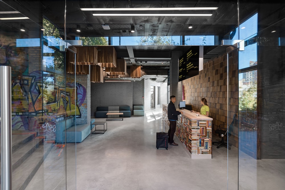 campus community a hotel