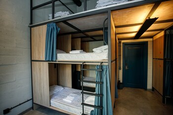 campus community a hotel