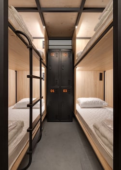 campus community a hotel