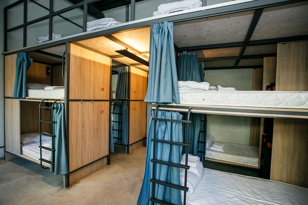 campus community a hotel