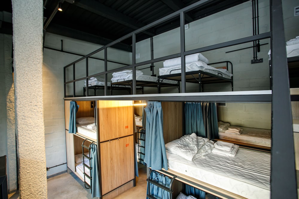 campus community a hotel