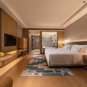 new century hotel zhenhai