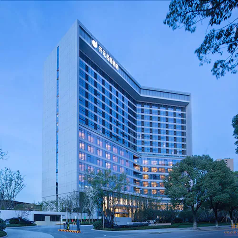 new century hotel zhenhai