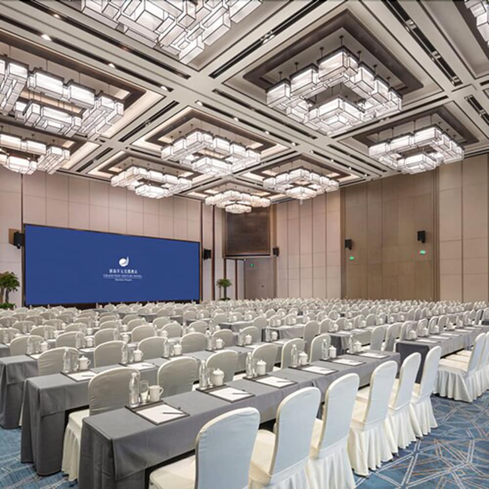 new century hotel zhenhai