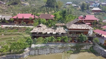 khen mong nature hotel