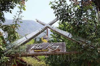 khen mong nature hotel