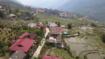 khen mong nature hotel