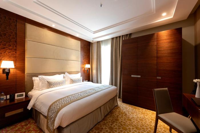 taj jeddah hotel apartment