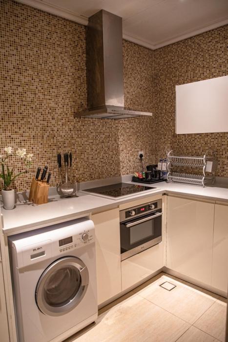 taj jeddah hotel apartment