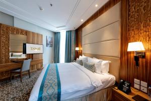 taj jeddah hotel apartment