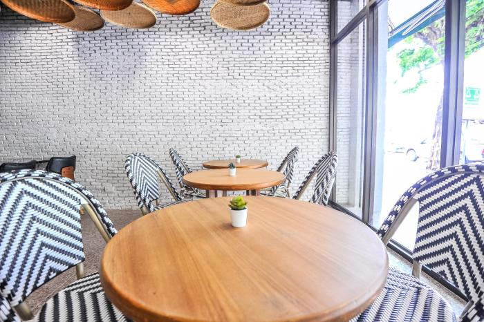 7 days premium hotel at icon siam station