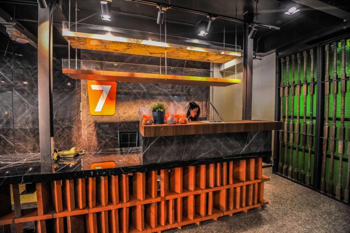 7 days premium hotel at icon siam station