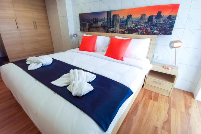 7 days premium hotel at icon siam station