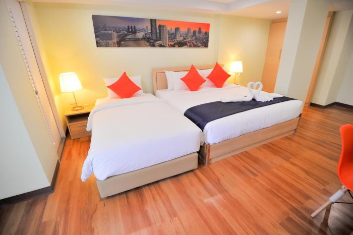 7 days premium hotel at icon siam station