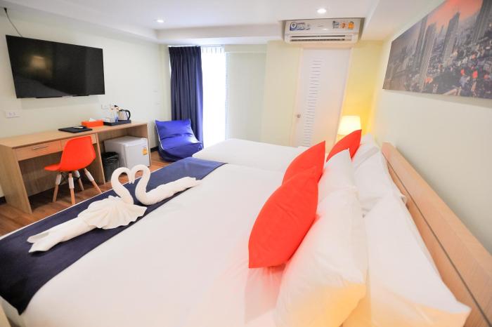 7 days premium hotel at icon siam station