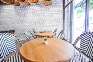 7 days premium hotel at icon siam station