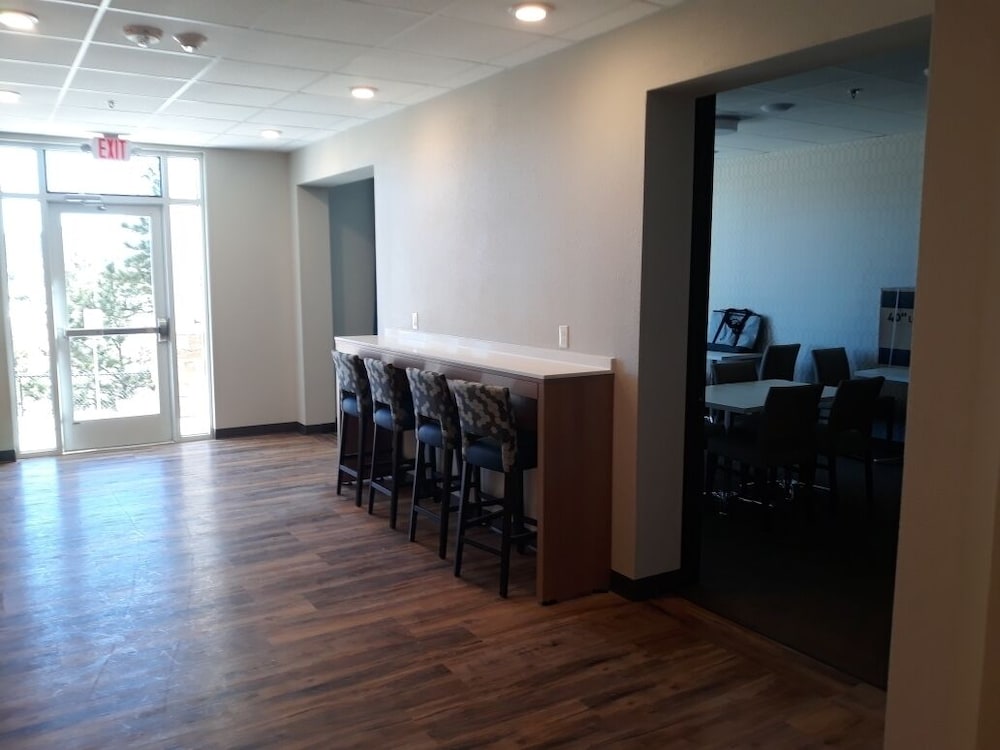 microtel inn and suites by wyndham woodland park
