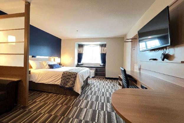 microtel inn and suites by wyndham woodland park