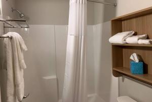 microtel inn and suites by wyndham woodland park