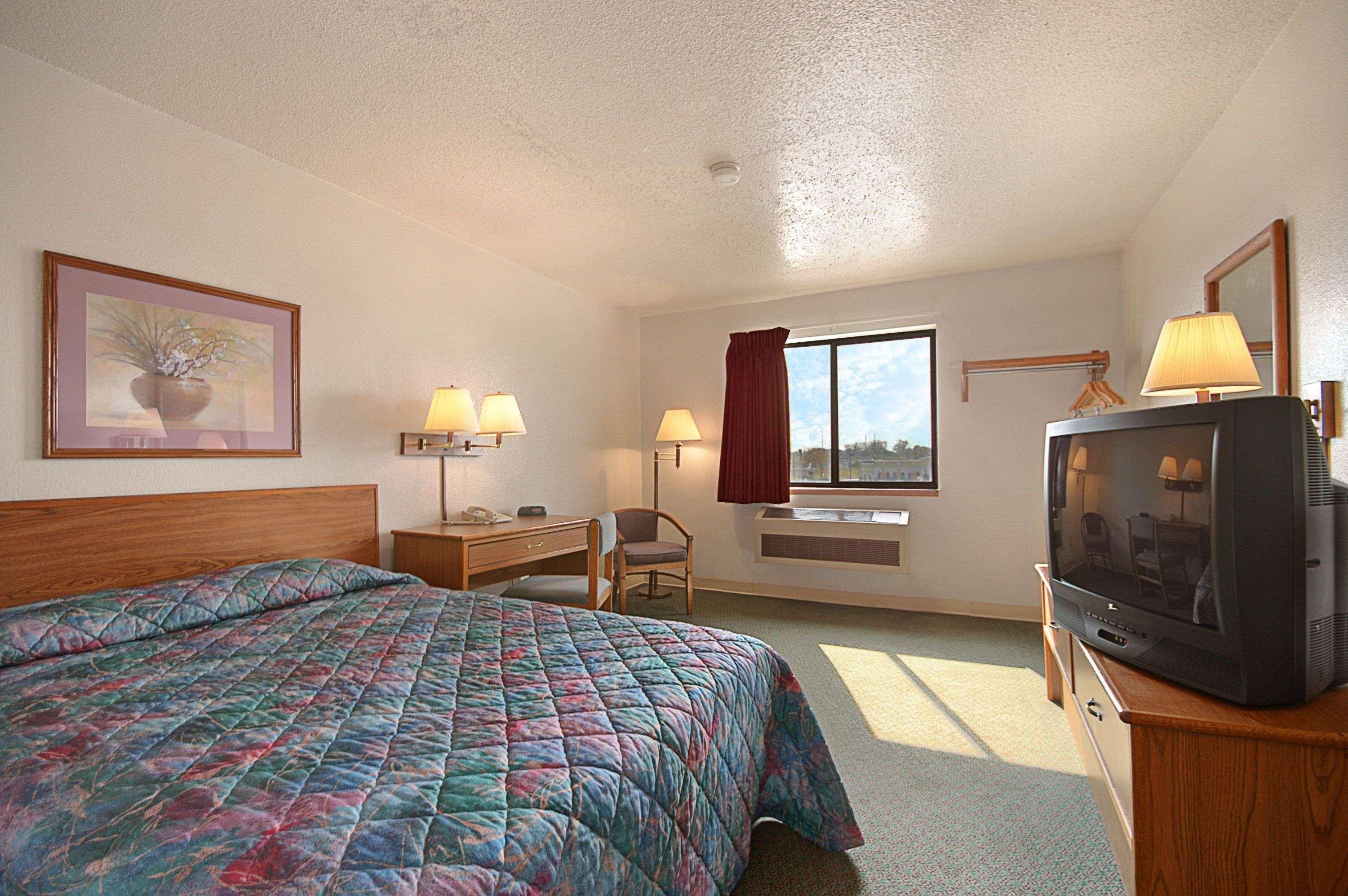 Super 8 By Wyndham Hammond/North,Hammond>>Calumet City,2 star