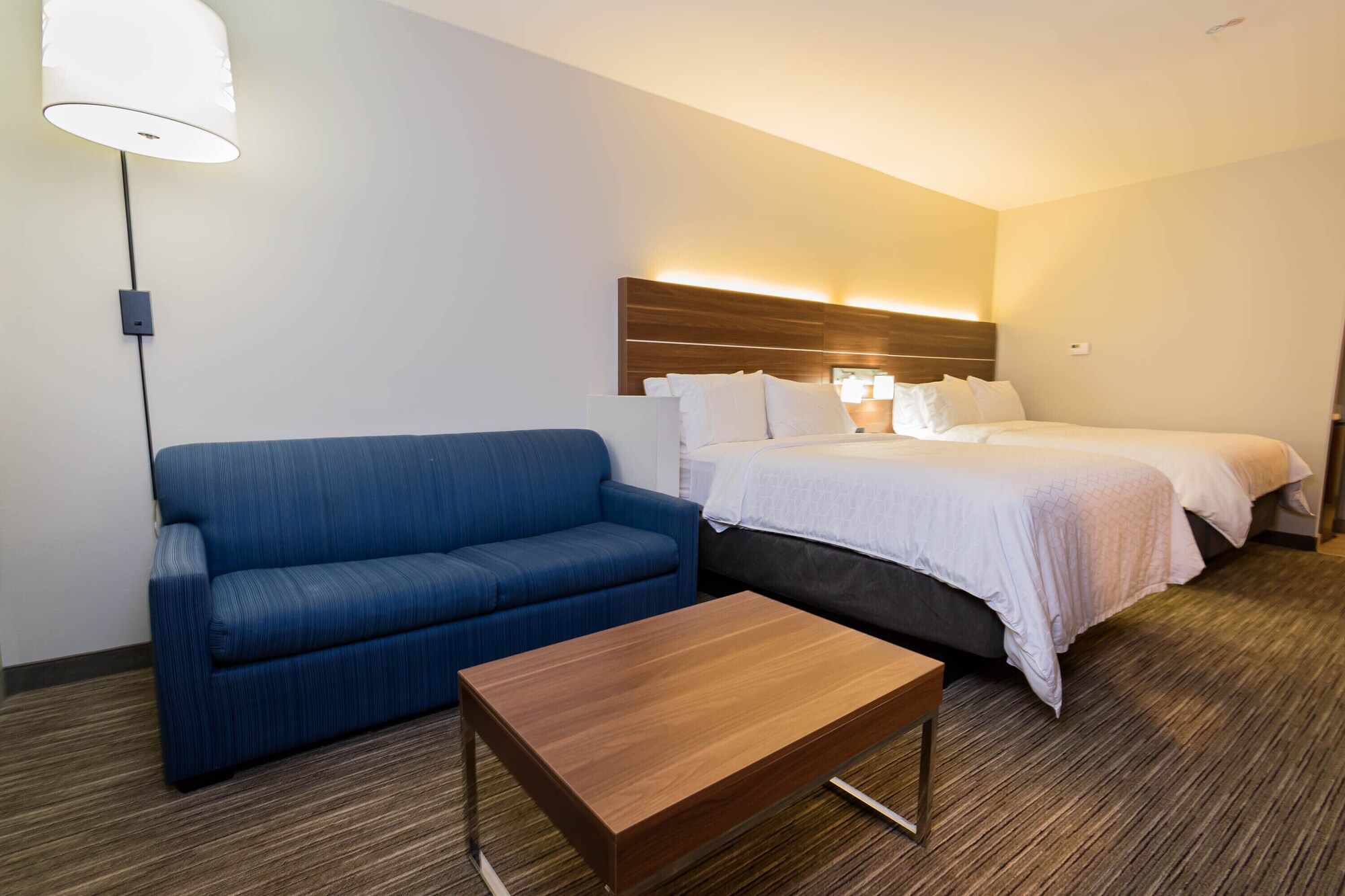 hol inn exp and suites houston north i 45 spring