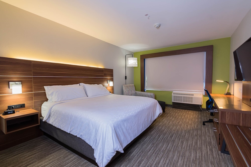 hol inn exp and suites houston north i 45 spring