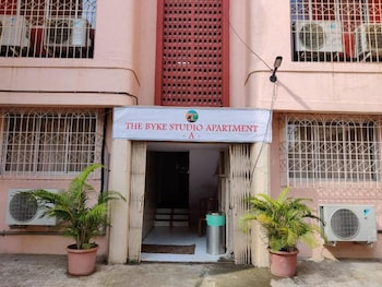 the byke studio pure veg apartment thane