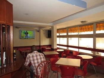 Kings Meat World Hotel,Commercial Street Karatina,3.5 star