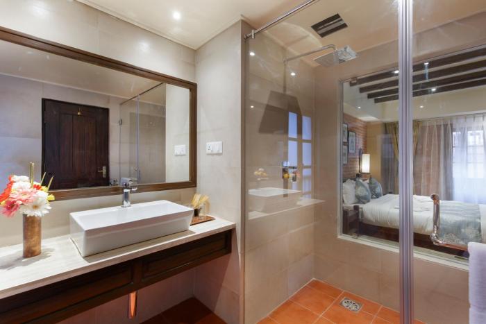 hotel thamel house