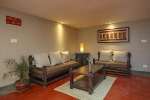 hotel thamel house
