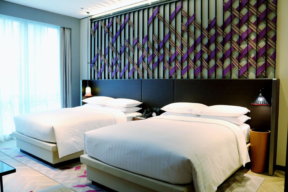 renaissance nanning hotel