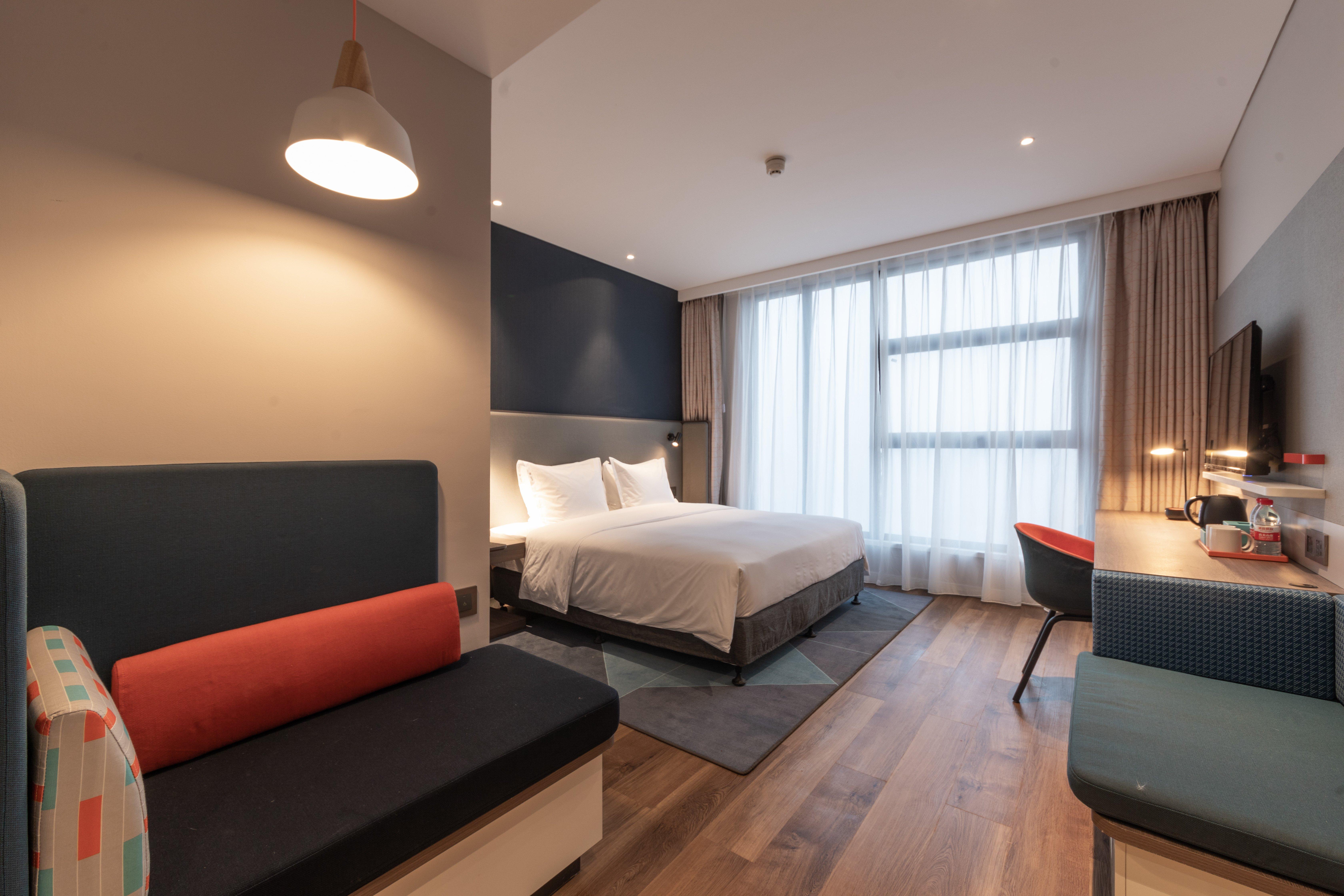 holiday inn express kaifeng city center an ihg hotel