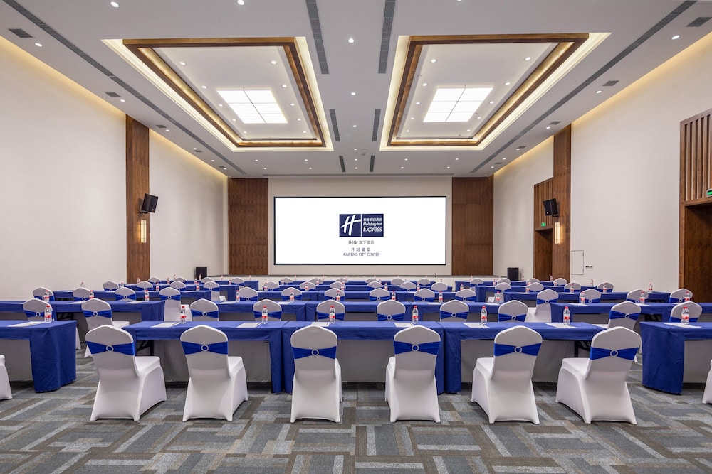 holiday inn express kaifeng city center an ihg hotel