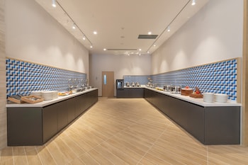 holiday inn express kaifeng city center an ihg hotel