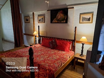 leela heritage villa