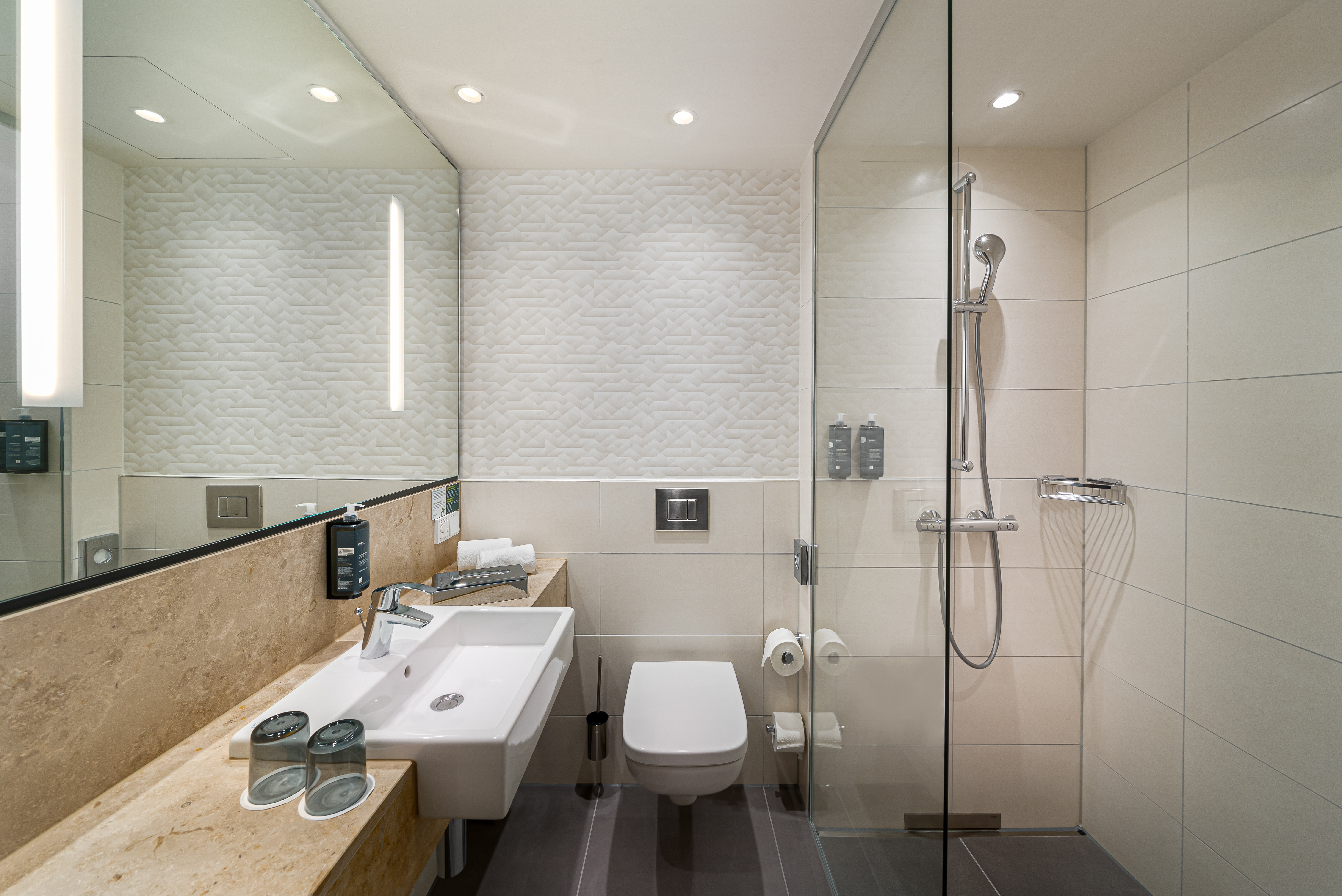 holiday inn mannheim city hauptbahnhof an ihg hotel