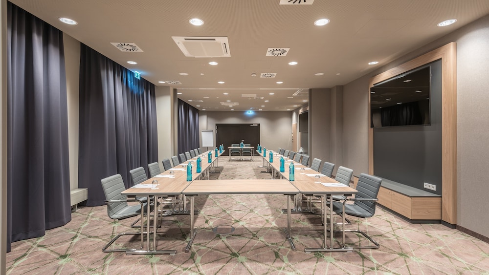 holiday inn mannheim city hauptbahnhof an ihg hotel