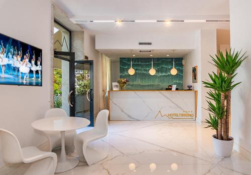 hotel tirreno